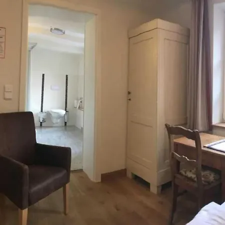 酒店 Fachwerk-hotel Eisenbart