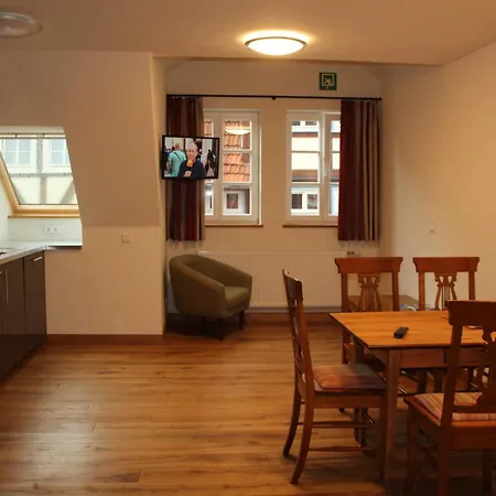 Fachwerk-hotel Eisenbart *