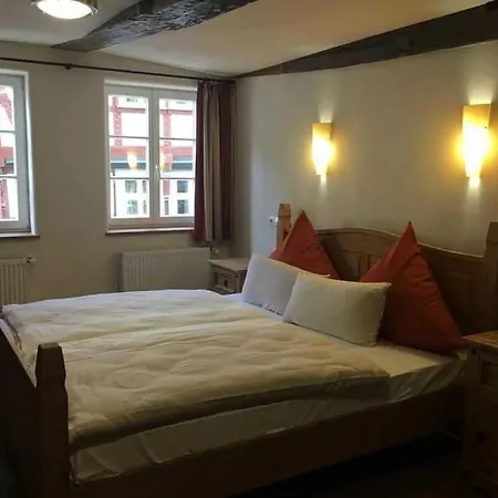 Fachwerk-hotel Eisenbart 酒店 *